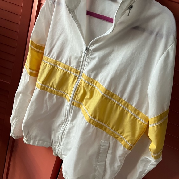 Van Heusen sportswear jacket - Picture 2 of 6